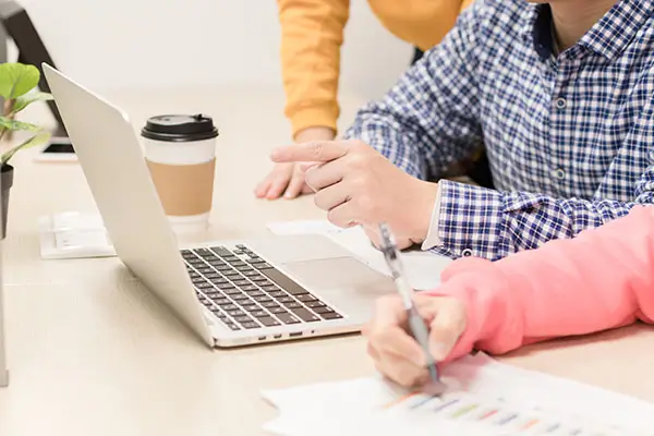 电脑上什么叫白板键